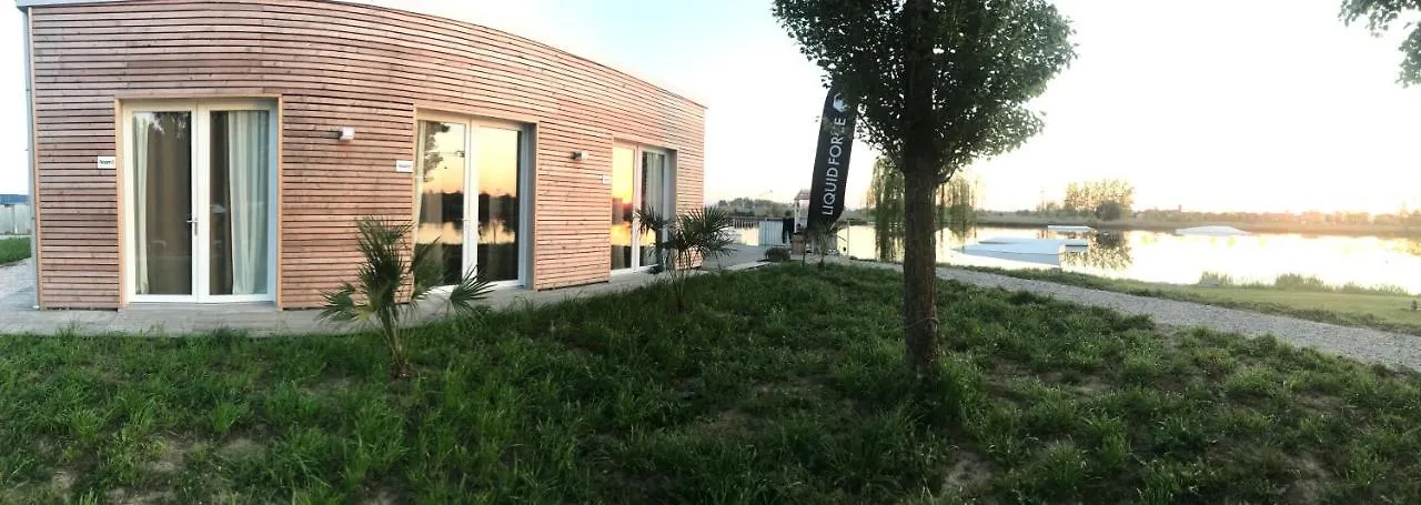 Starwake Rooms On The Lake Porto Fuori